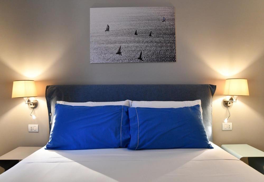 Il Picchio Di Chiaia Hotel Napoli Bagian luar foto